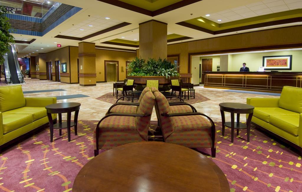Hotel Doubletree By Hilton Lansing Intérieur photo